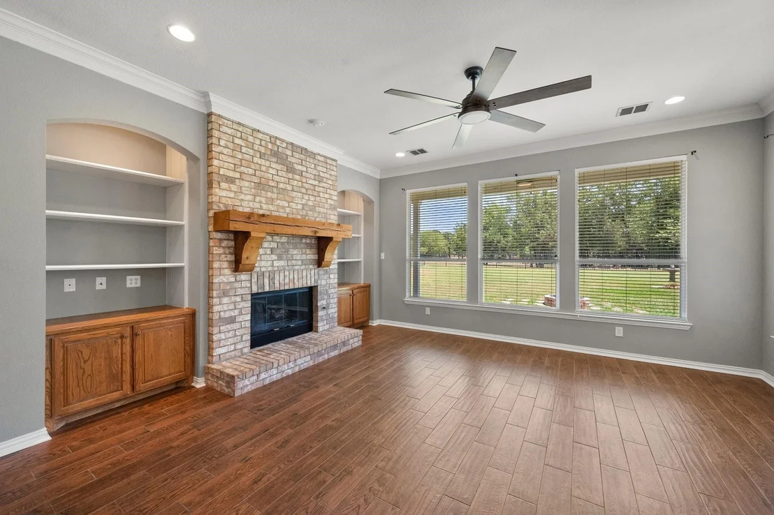 Photo of 276 Jackson Circle