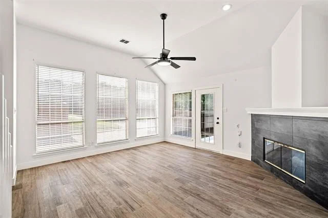 Photo of 381 Arbor Lane