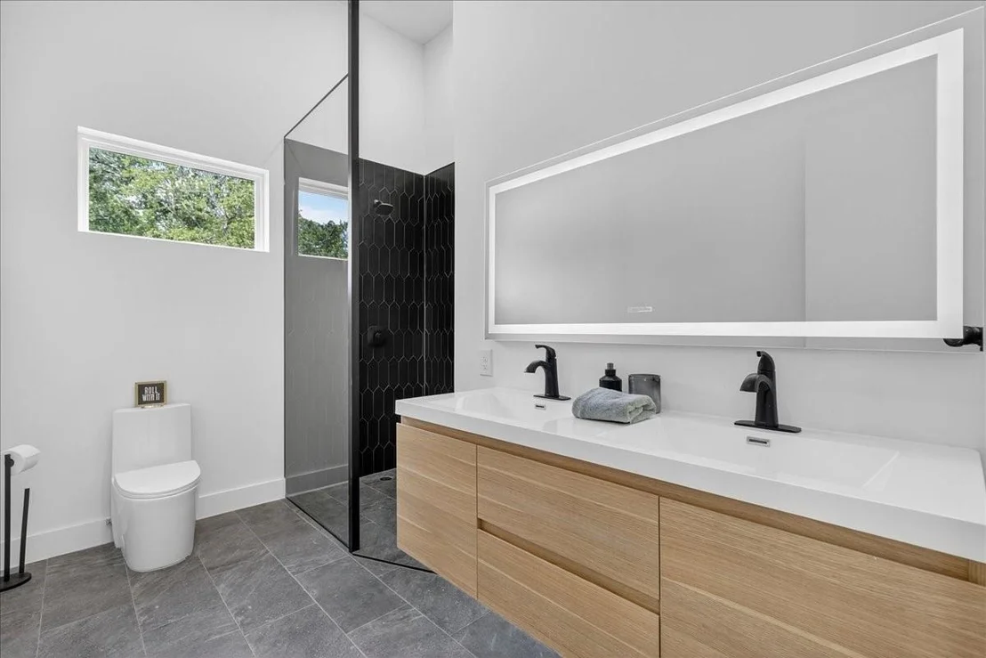 Photo of 111 Nob Hill Circle
