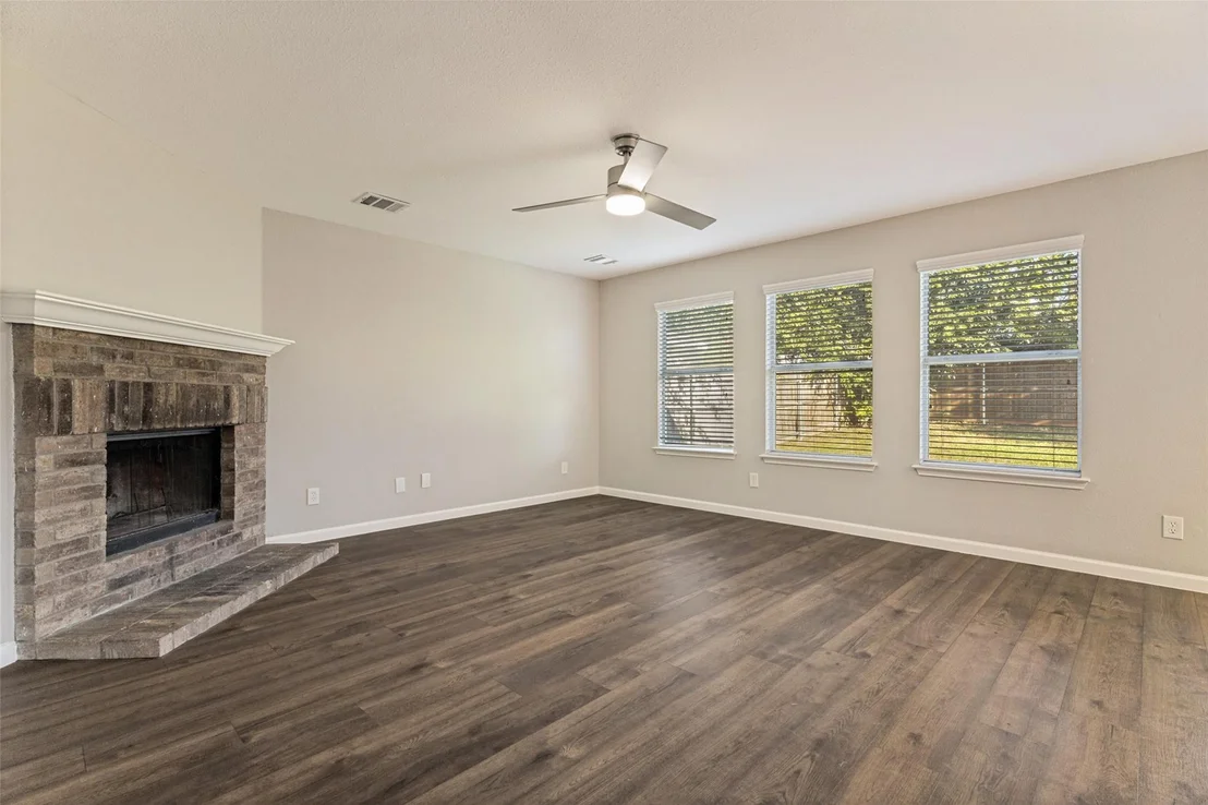 Photo of 1004 Triple Crown Drive