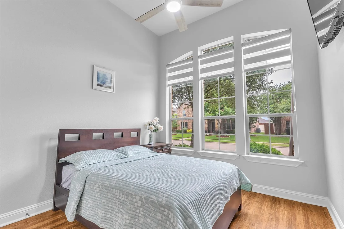 Photo of 1016 Burnet Drive
