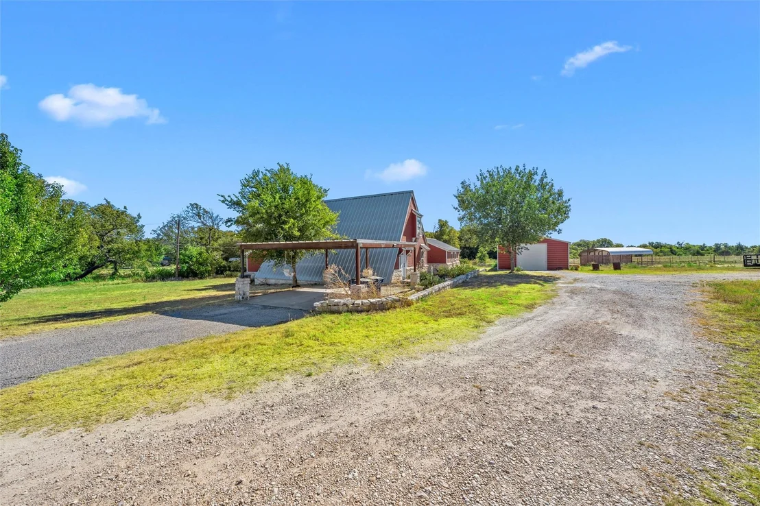 Photo of 518 Warren Road