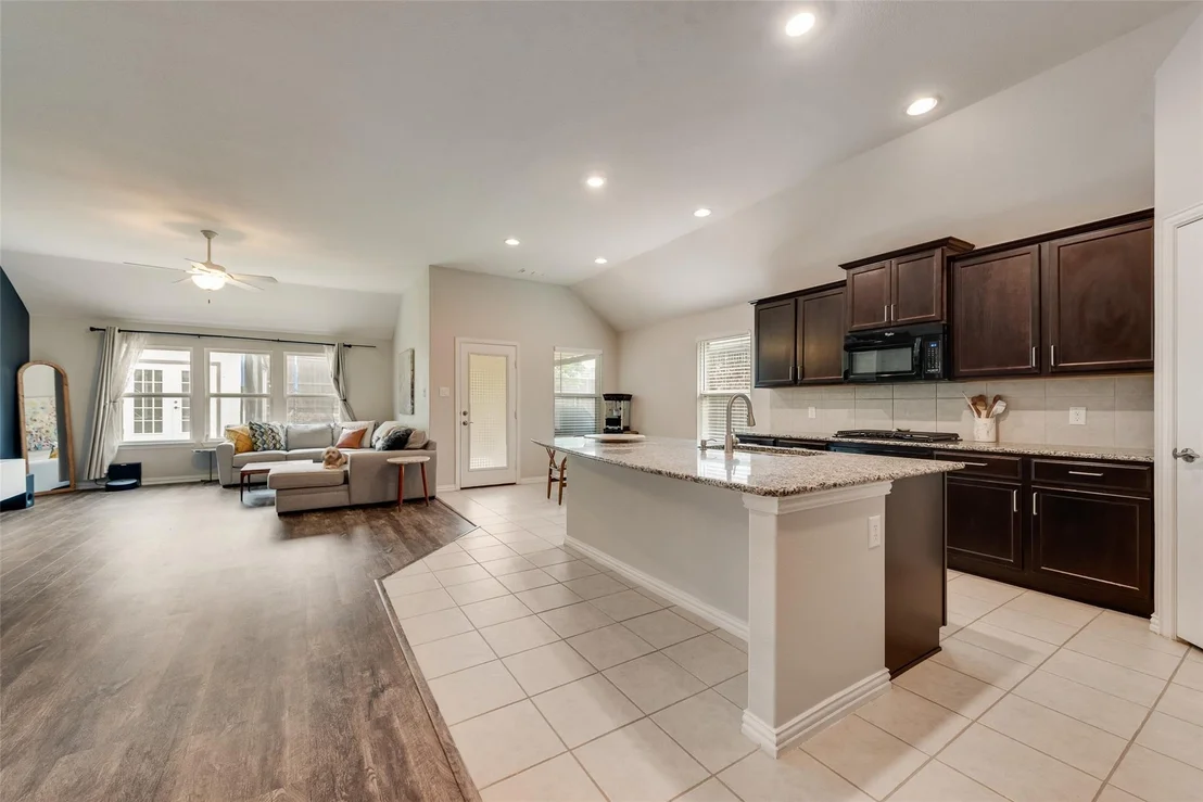 Photo of 1432 Westview Lane