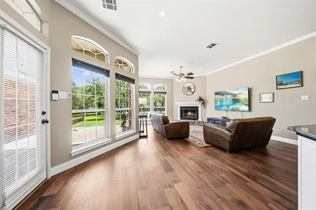 Photo of 100 Twisted Oak Lane