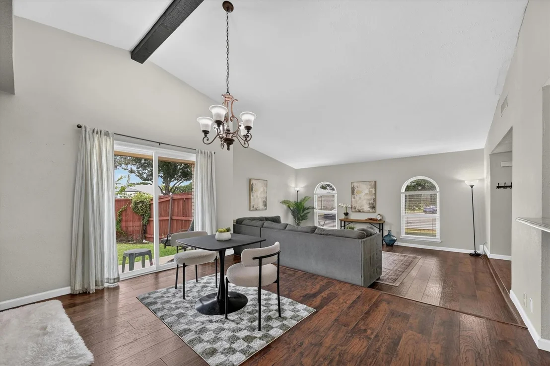 Photo of 2021 Emory Oak Drive