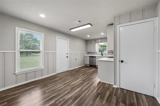 Photo of 3718 Kendall Lane