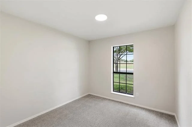 Photo of 1516 Hendrick Drive