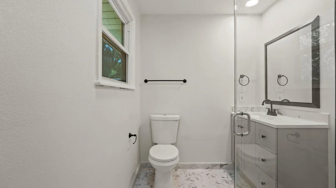 Photo of 4600 Robinwood Drive