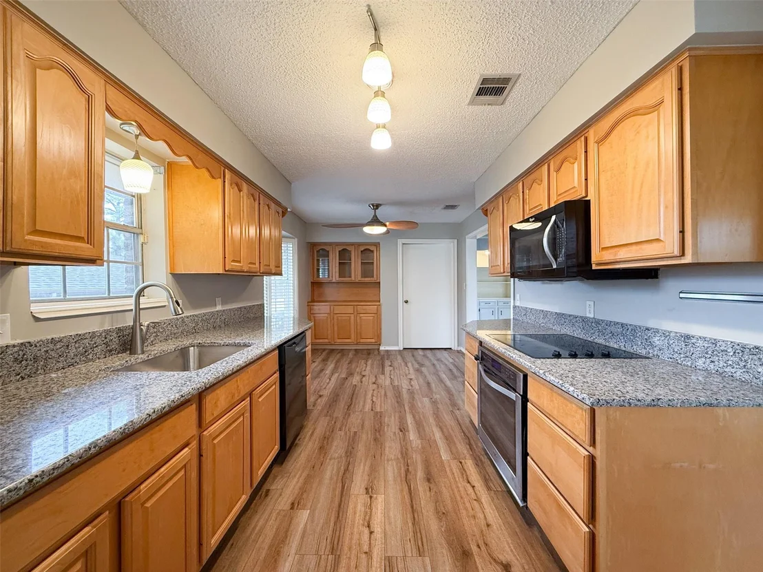 Photo of 1605 Brighton Drive
