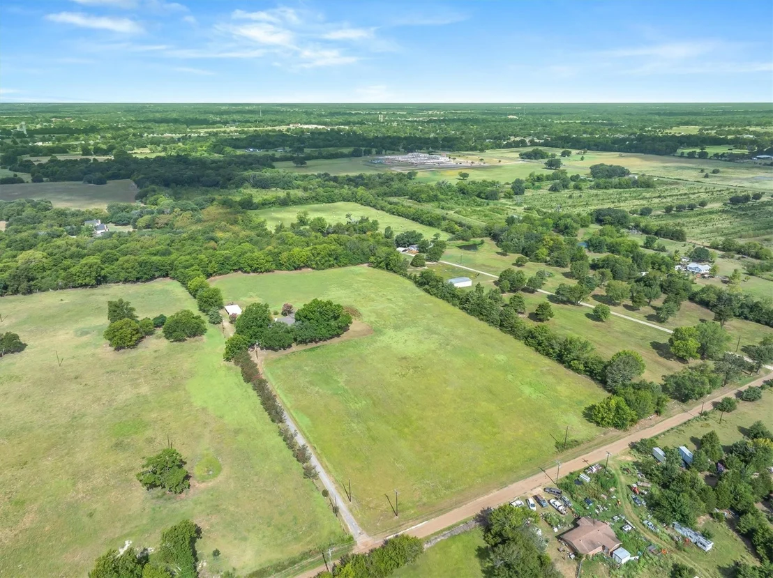 Photo of 600 VZ County Road 4930