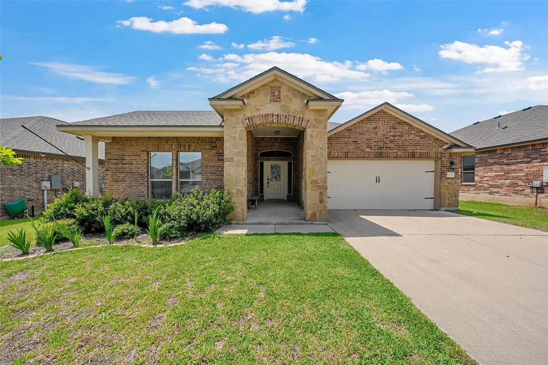Photo of 1214 Iron Glen Drive