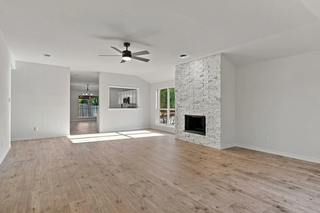 Photo of 704 Sequoia Drive