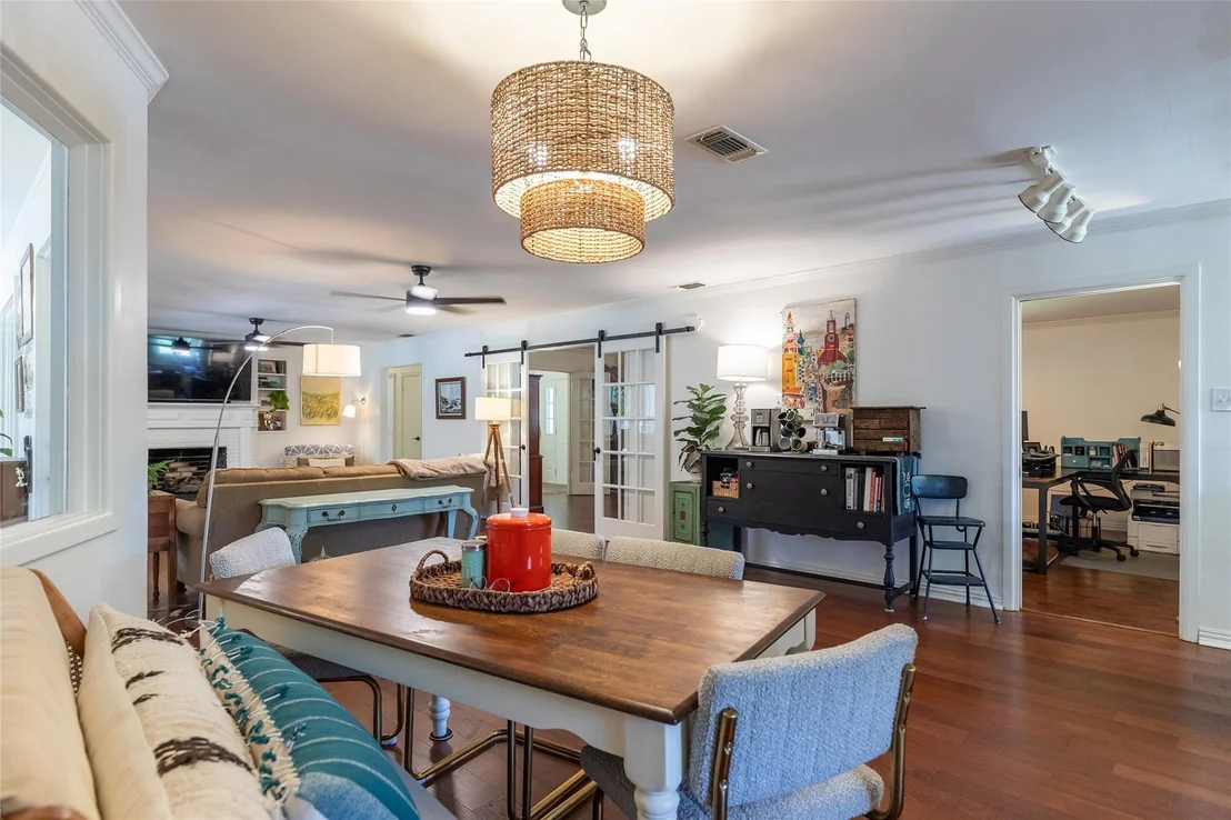 Photo of 1801 Sylvan Drive