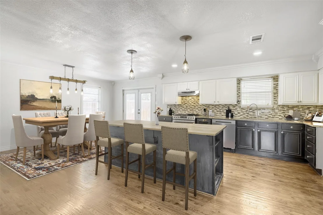 Photo of 3230 Rock Bluff Drive