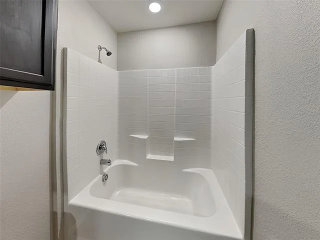 Photo of 305 Anvil Drive