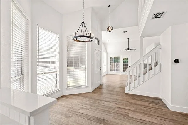 Photo of 381 Arbor Lane
