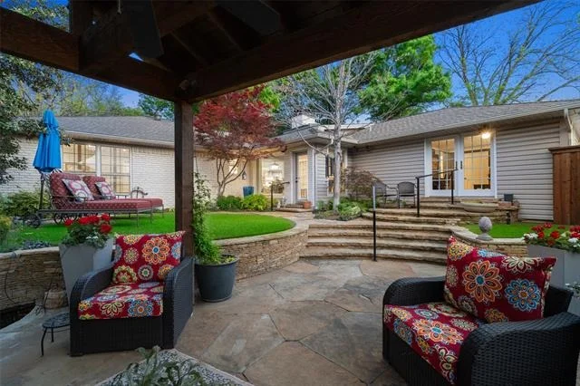 Photo of 9709 Elmcrest Drive