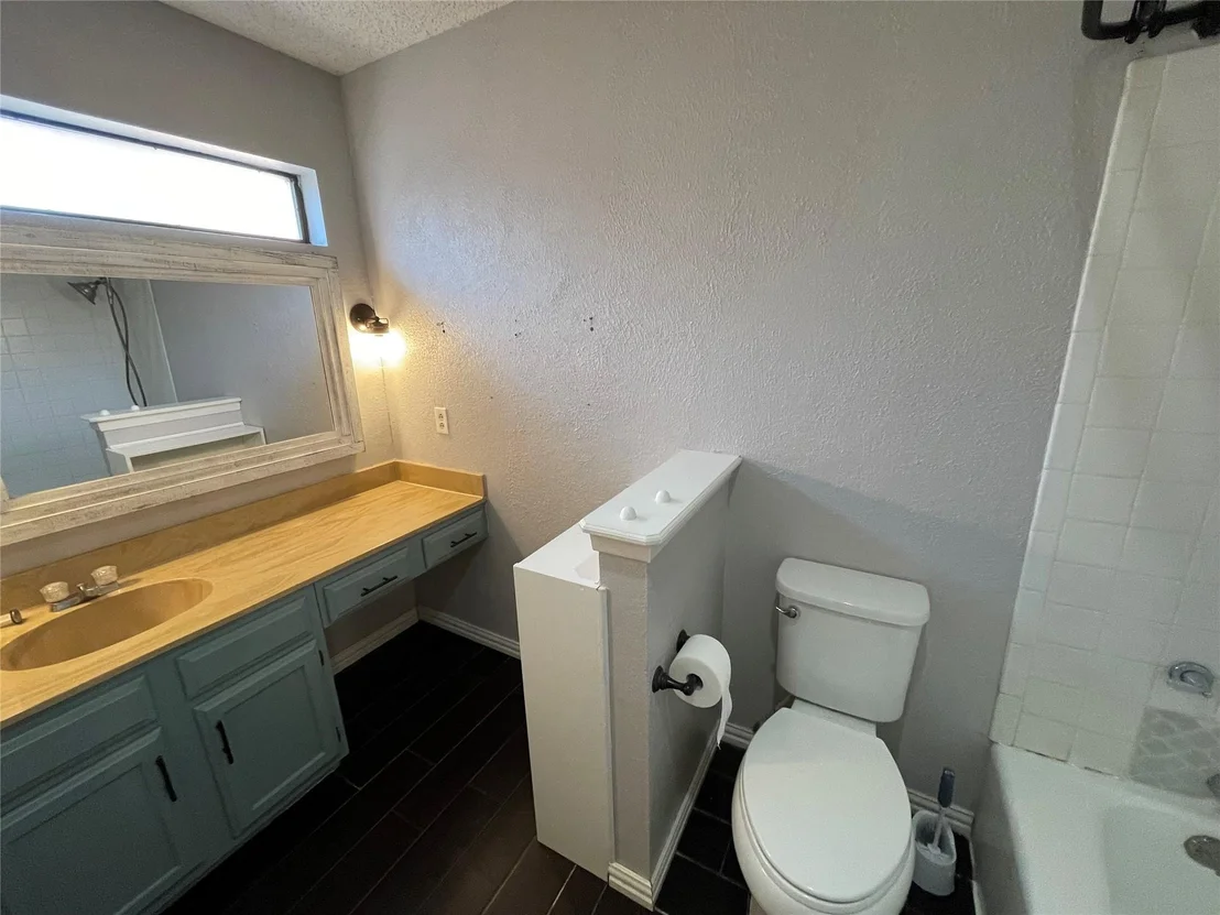Photo of 1525 Seamans Way