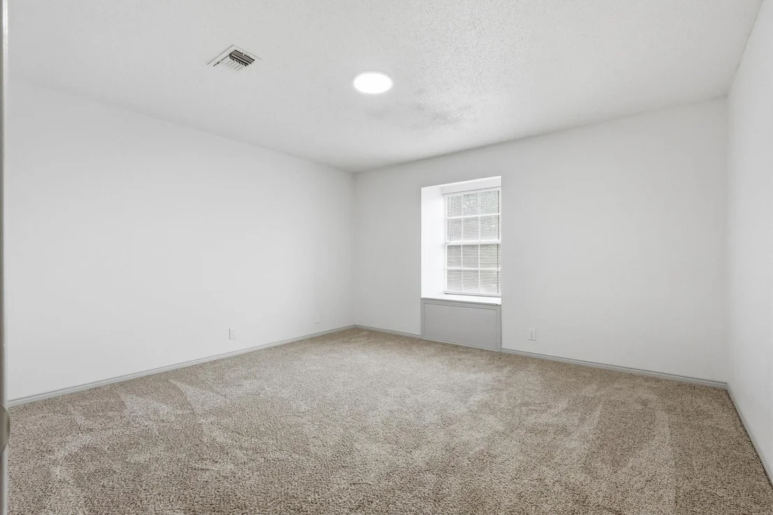 Photo of 300 Leighton Drive