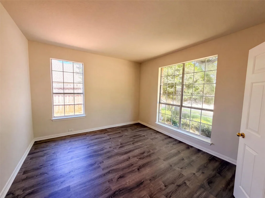 Photo of 3106 Westshore Drive
