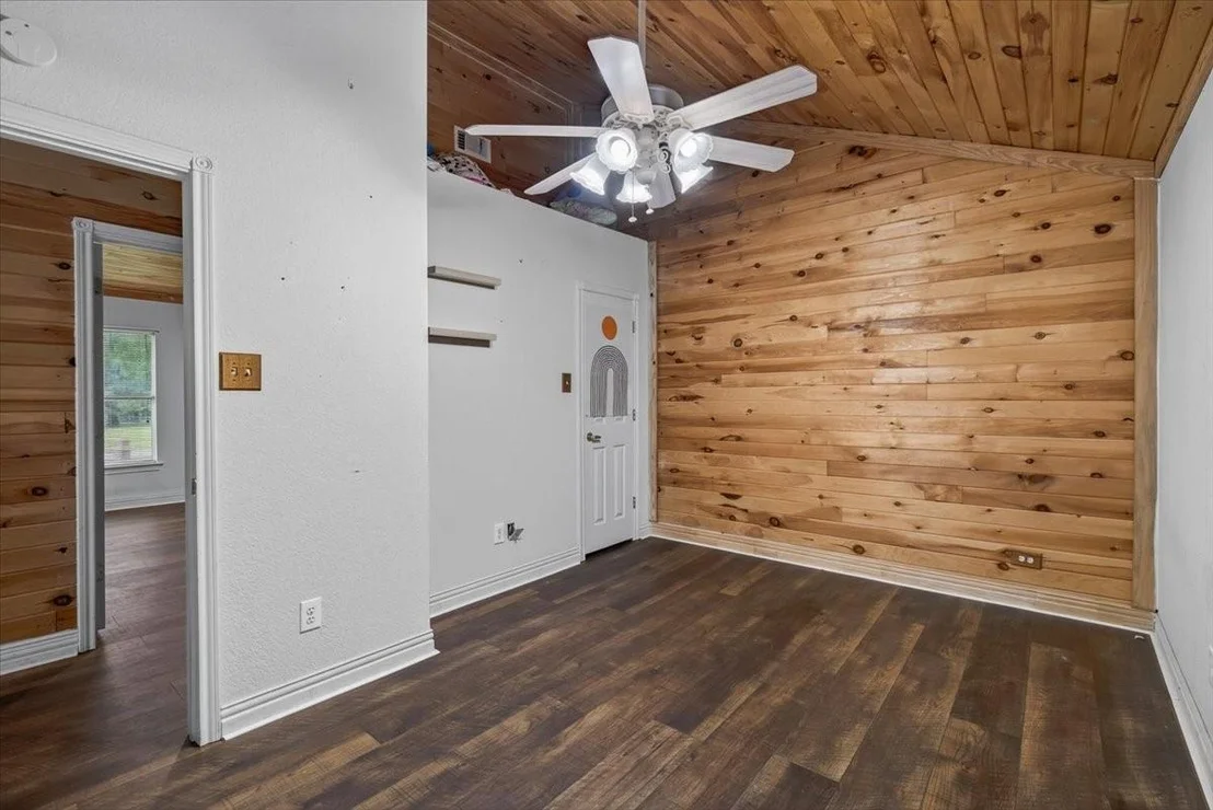 Photo of 6130 Peninsula Circle
