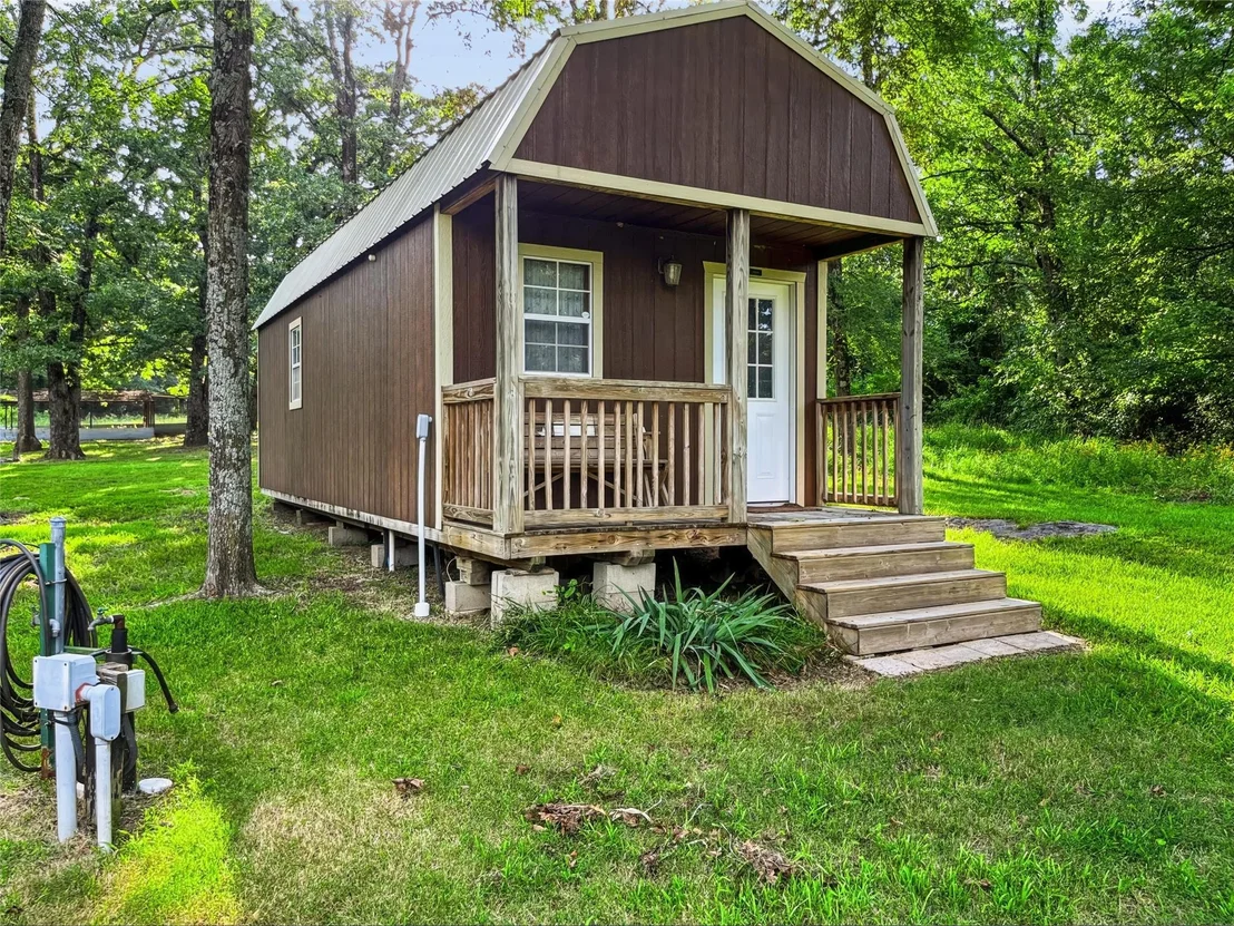 Photo of 767 County Road 1218