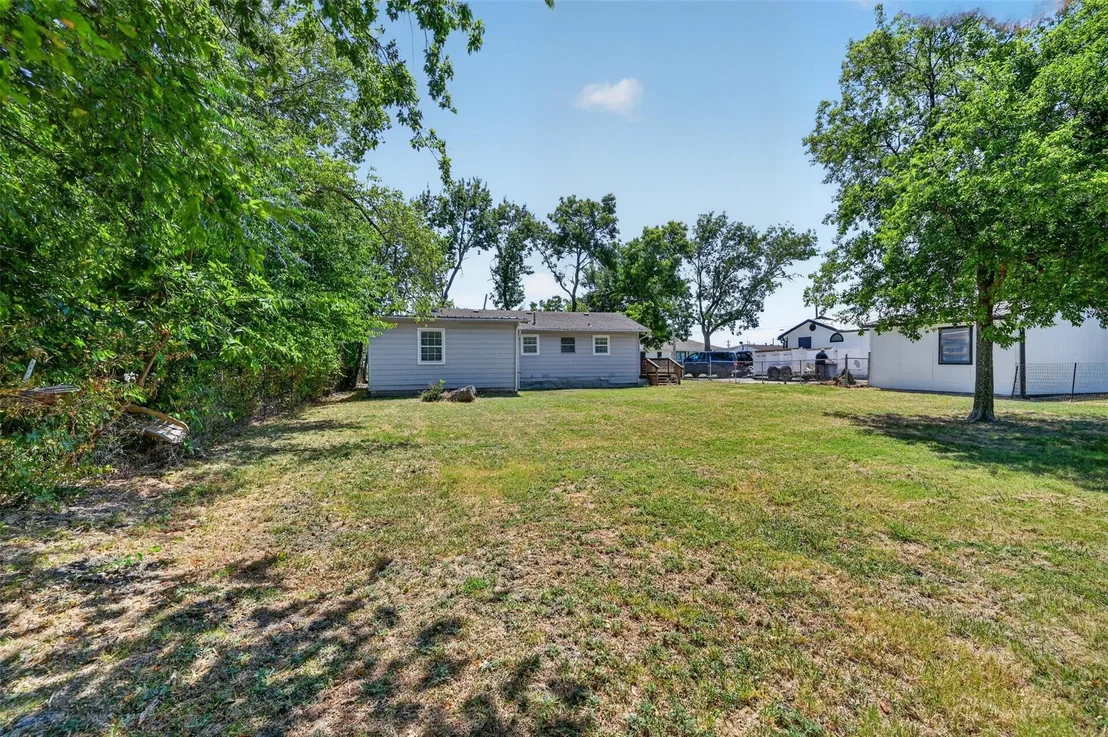 Photo of 610 Jefferson Avenue