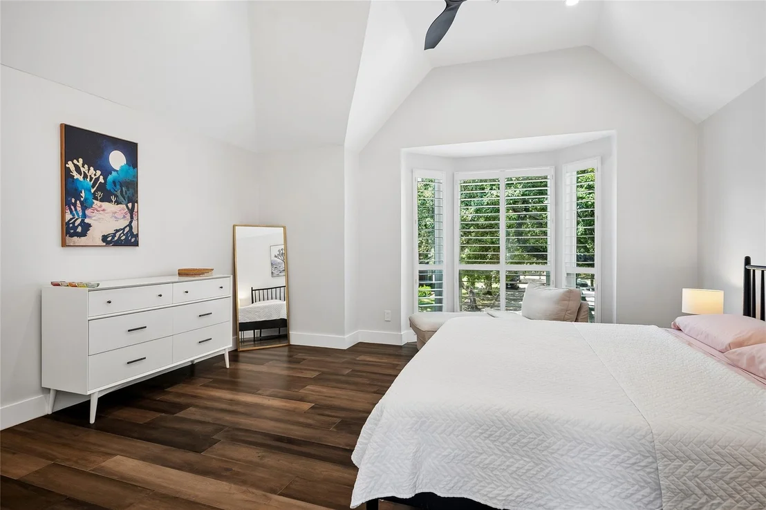 Photo of 408 Silverton Drive