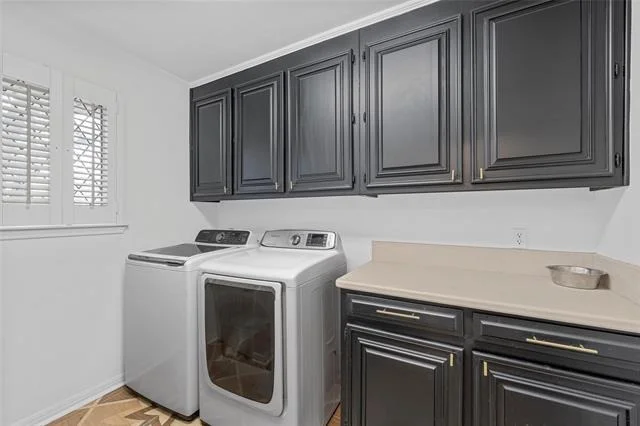 Photo of 3000 Chimney Hill Drive