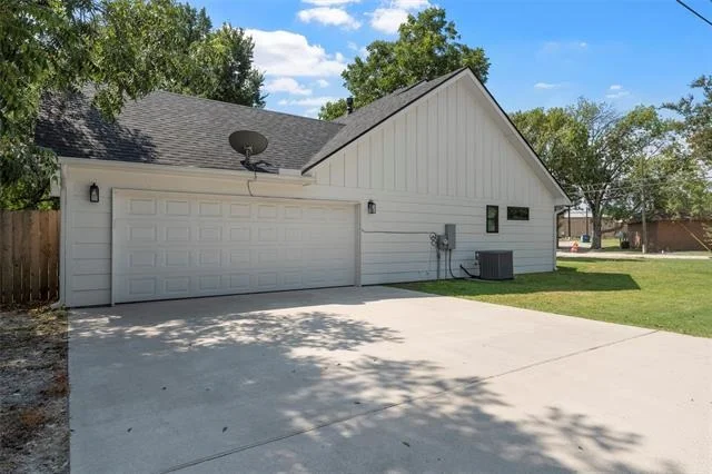 Photo of 306 Eagle Drive