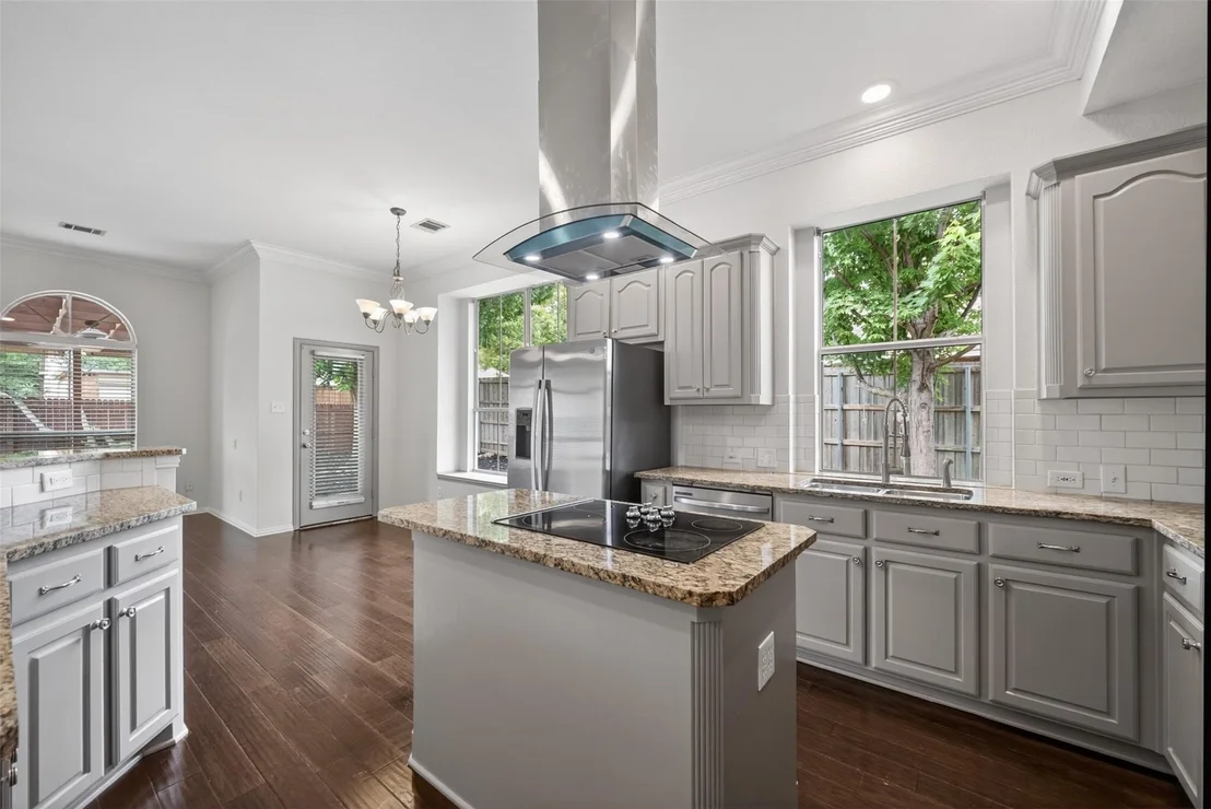 Photo of 1203 Rainforest Lane