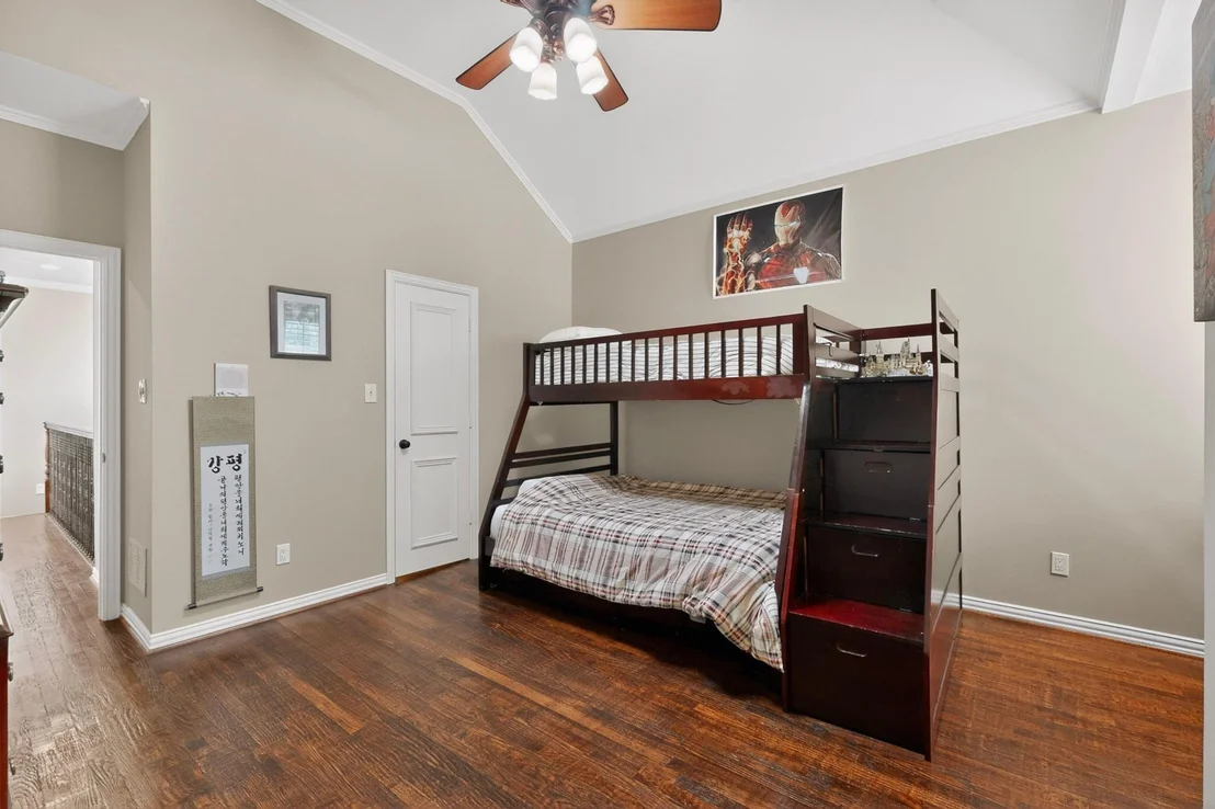 Photo of 5700 Walden Drive