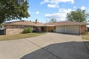 Photo of 1700 Northcrest Drive