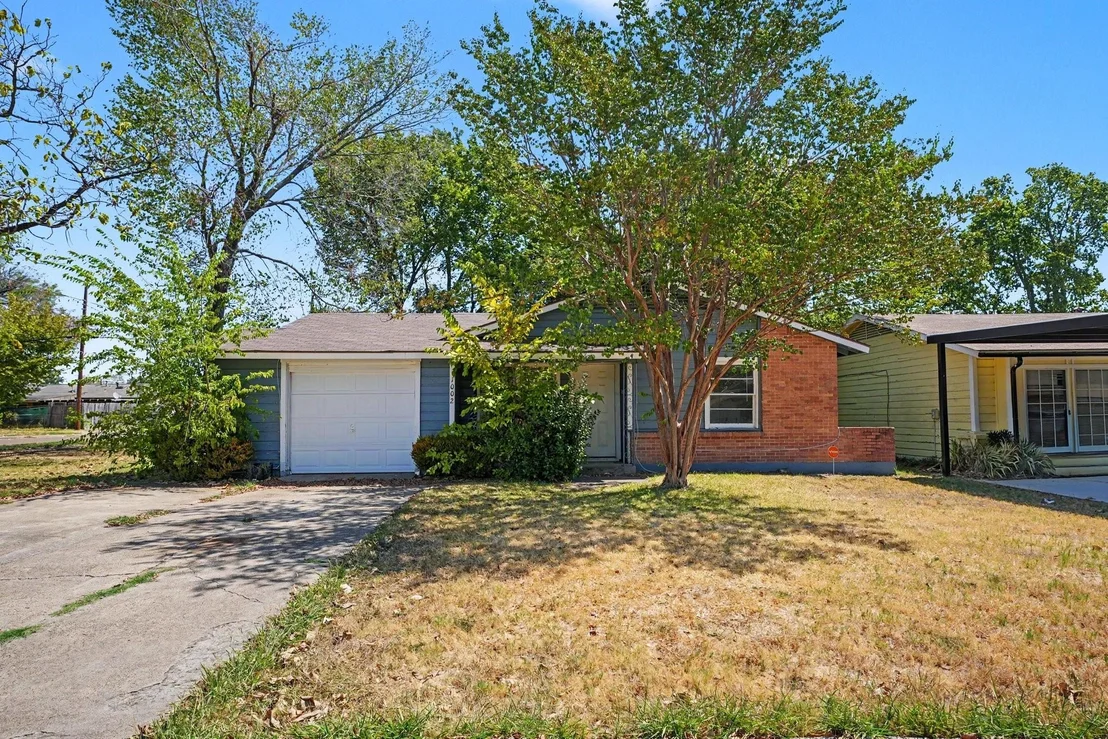 Photo of 1002 Pampa Drive