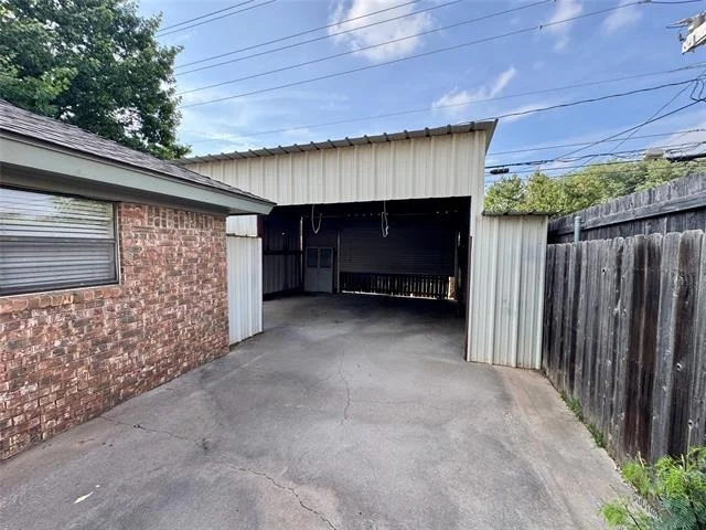 Photo of 3334 Santa Monica Drive