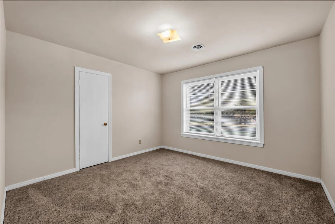 Photo of 605 Catalina Drive