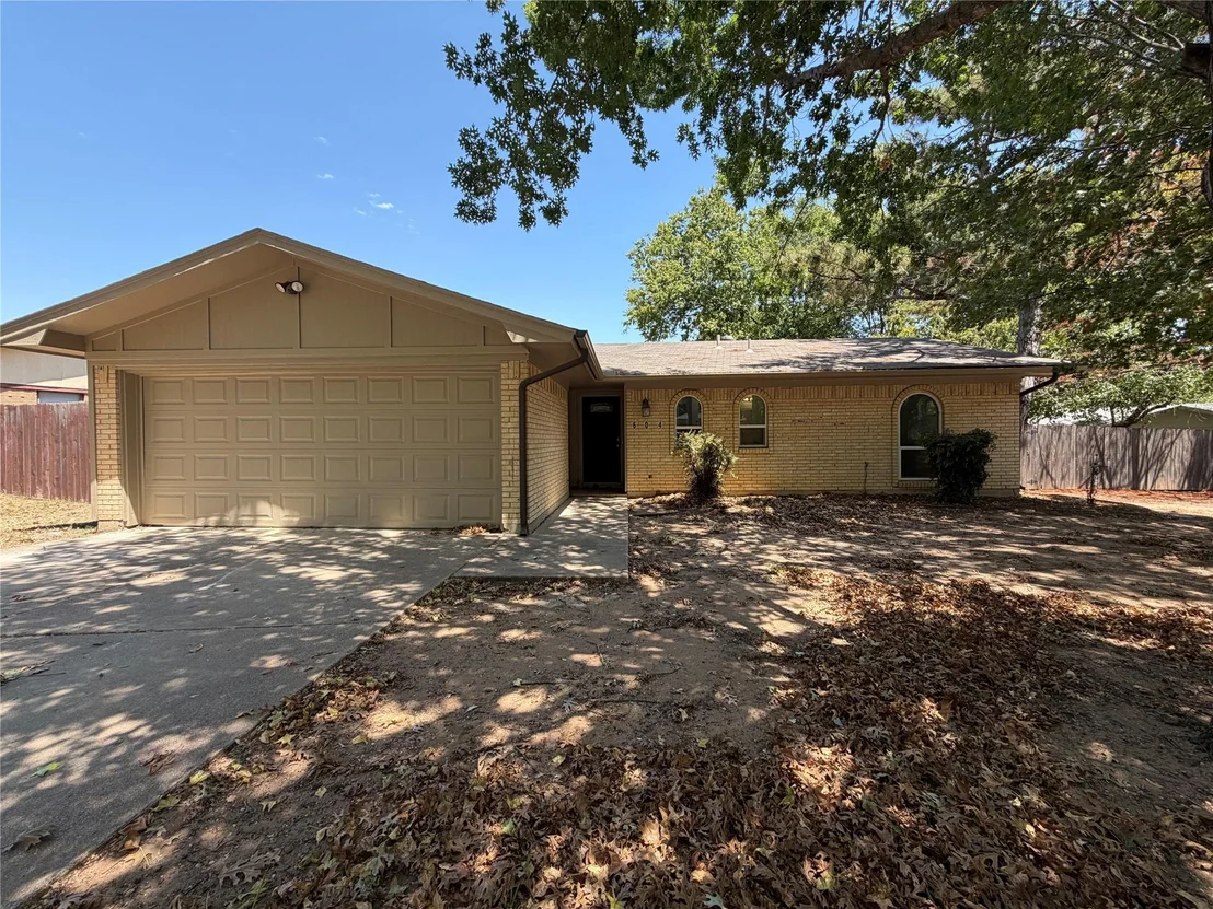 Photo of 604 Todd Court