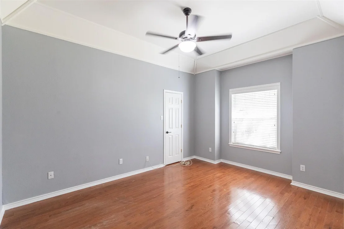Photo of 1418 Kingwood Circle