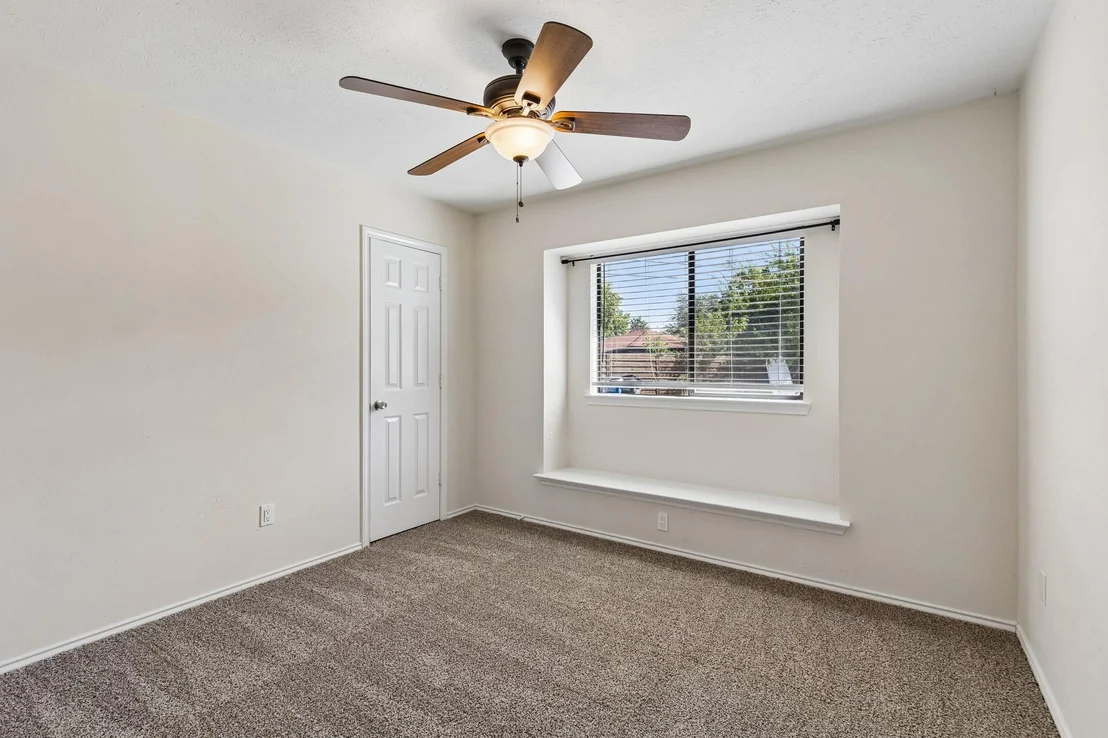 Photo of 1015 Sandy Creek Drive