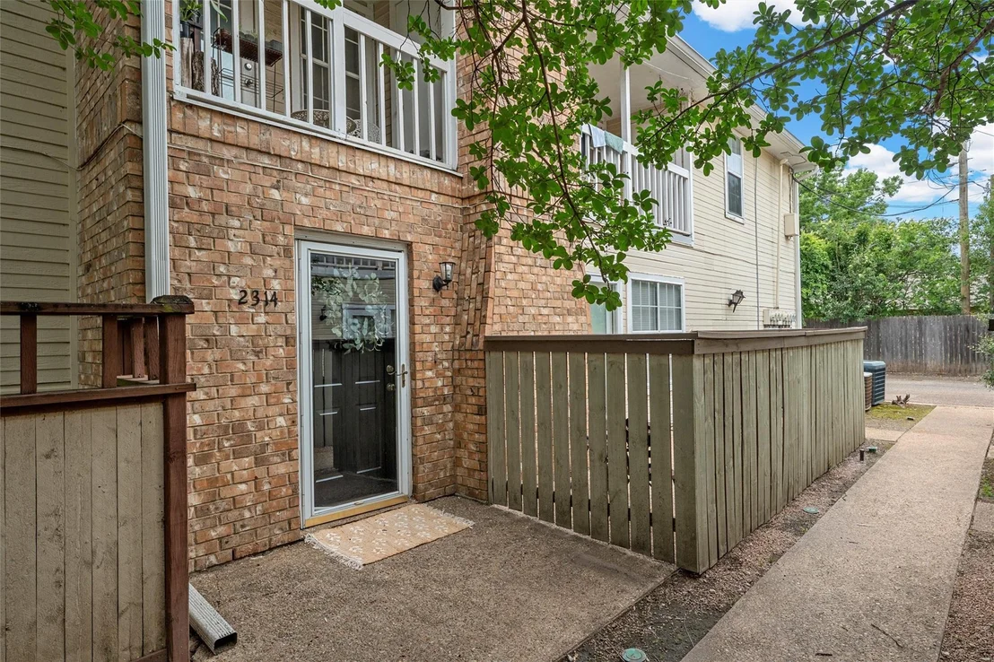 Photo of 2314 Melissa Drive