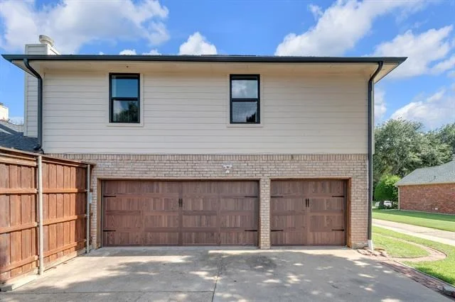Photo of 1725 Simsbury Drive