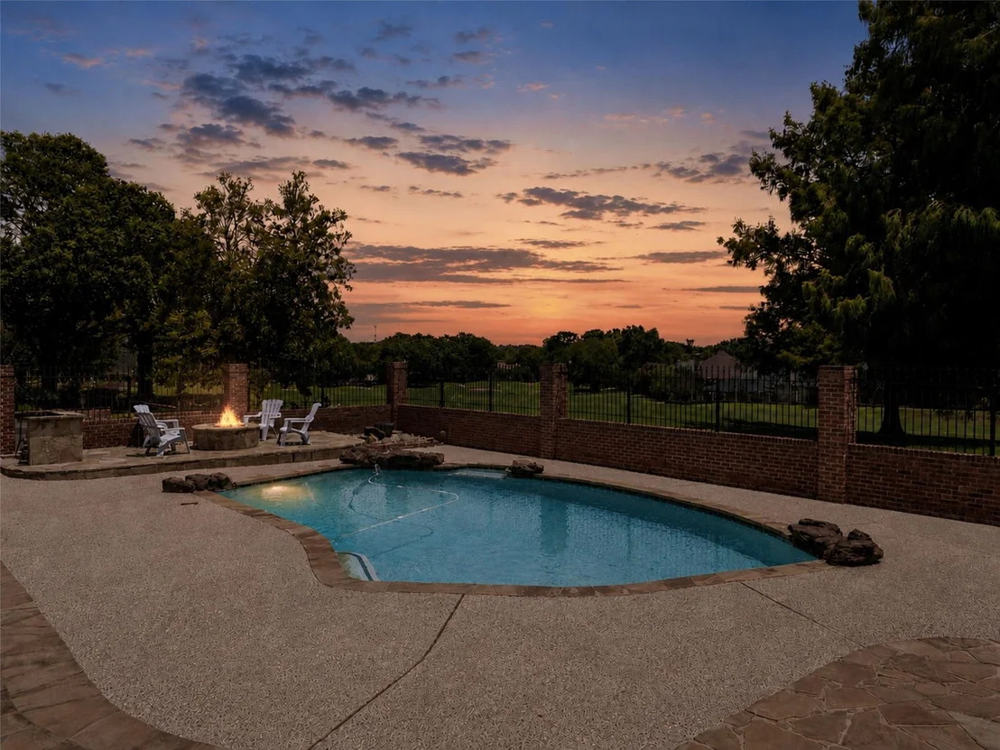 Photo of 6500 Hollytree Circle