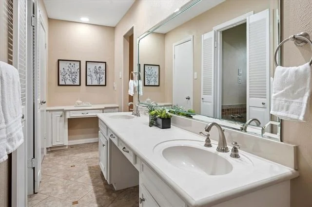Photo of 319 High Brook Drive