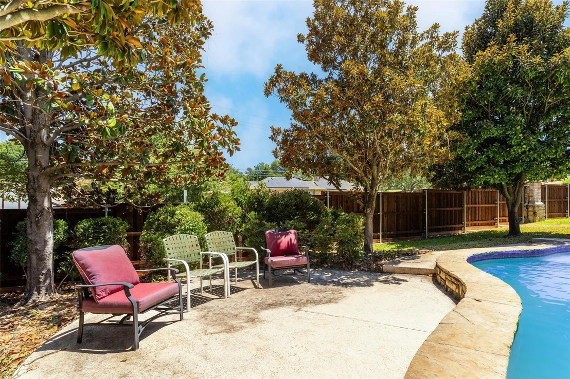 Photo of 1620 Babbling Brook Drive