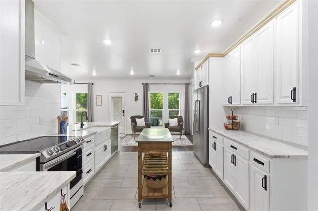 Photo of 330 Pecan Hollow Circle
