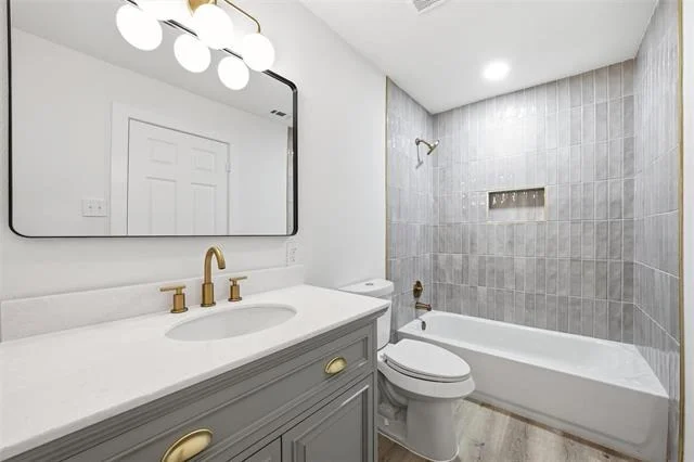 Photo of 1221 Chestnut Street