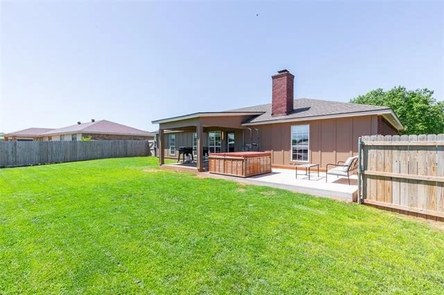 Photo of 7509 Thompson Parkway