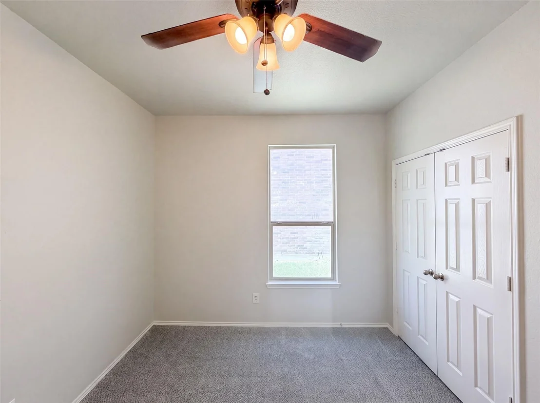 Photo of 5928 Deck House Road