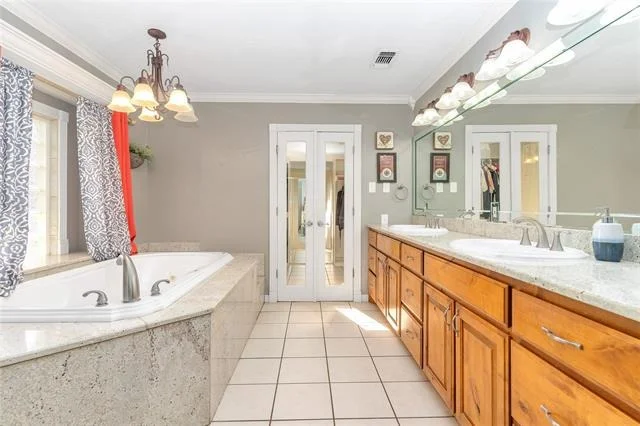 Photo of 1503 W Westhill Drive
