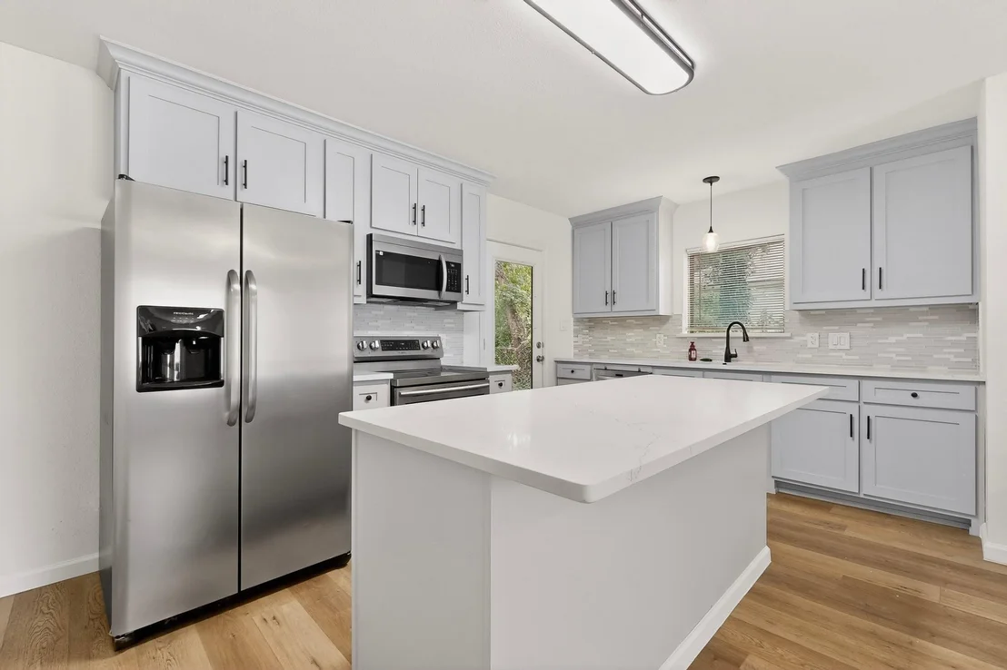 Photo of 405 Elm Drive